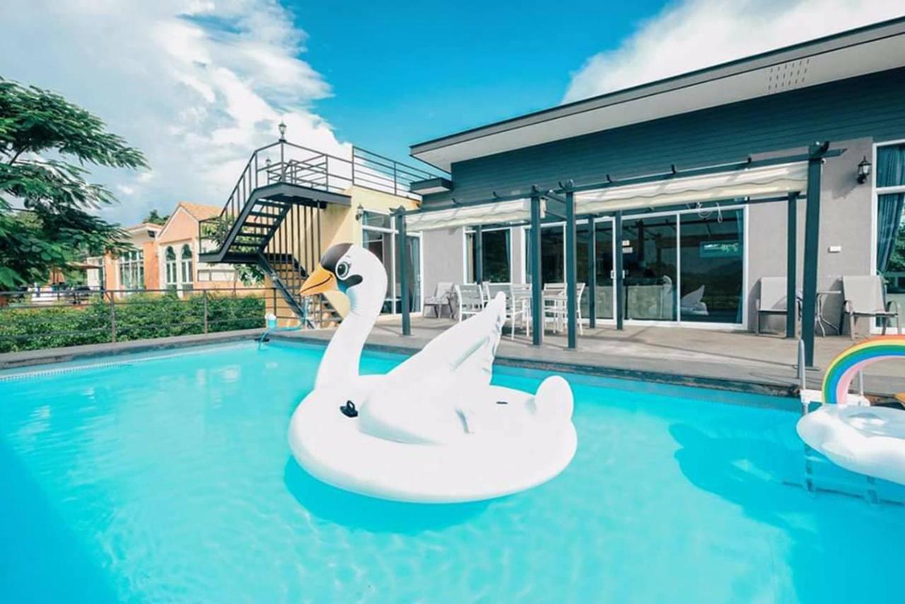 The X10 Private Pool Villa Khaoyai Sha Certified เขาใหญ่ Ban Tha Chang Exterior foto