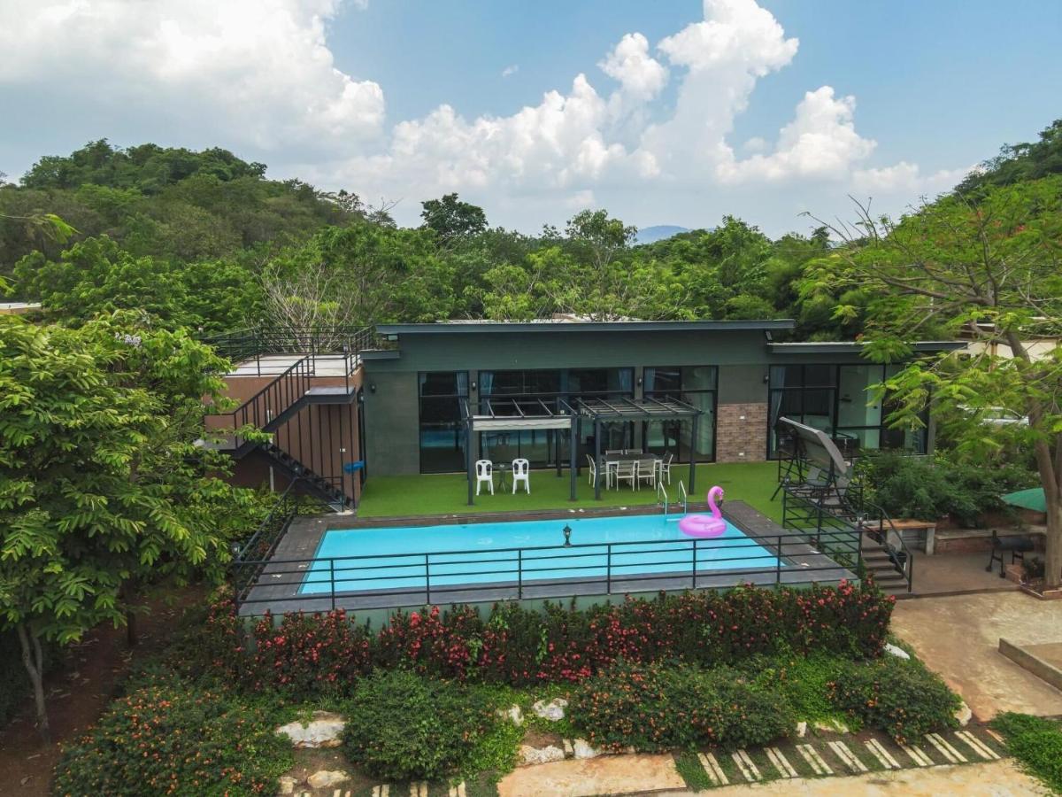 The X10 Private Pool Villa Khaoyai Sha Certified เขาใหญ่ Ban Tha Chang Exterior foto